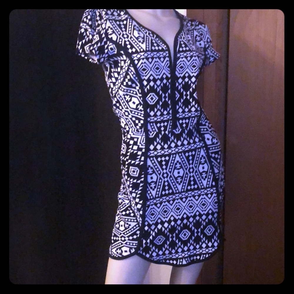 Mini Dress A3 design. Loads of stretch B/W size S
